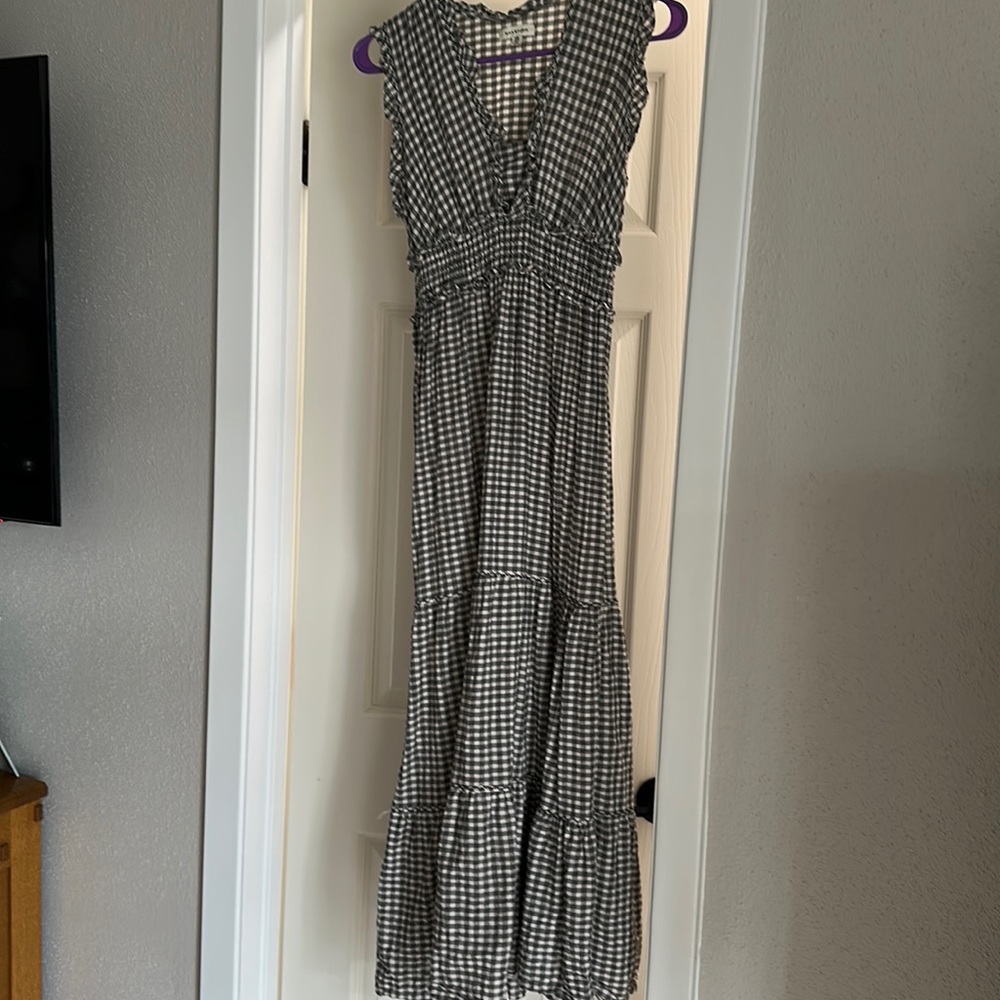 Max studio maxi dress